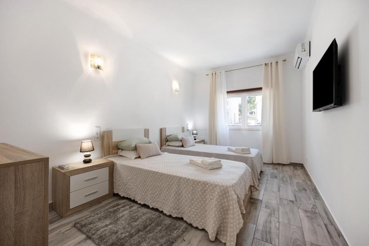 Casa Violeta Apartment ลากอส ภายนอก รูปภาพ