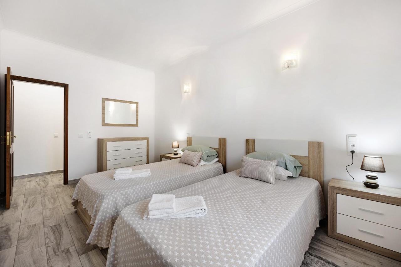Casa Violeta Apartment ลากอส ภายนอก รูปภาพ