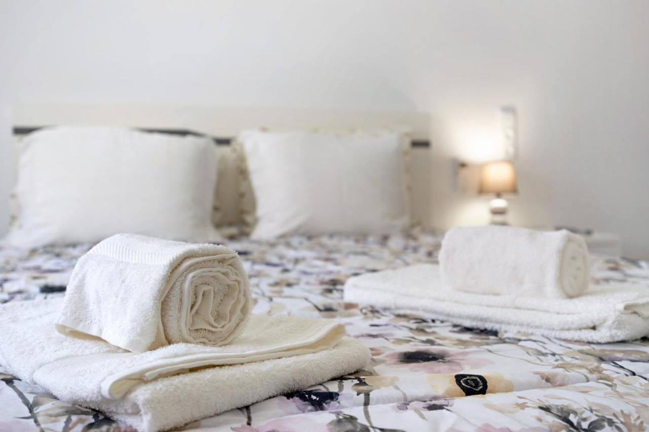 Casa Violeta Apartment ลากอส ภายนอก รูปภาพ