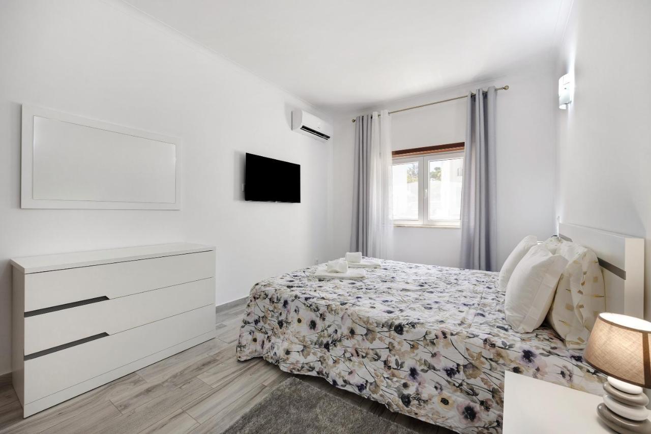 Casa Violeta Apartment ลากอส ภายนอก รูปภาพ